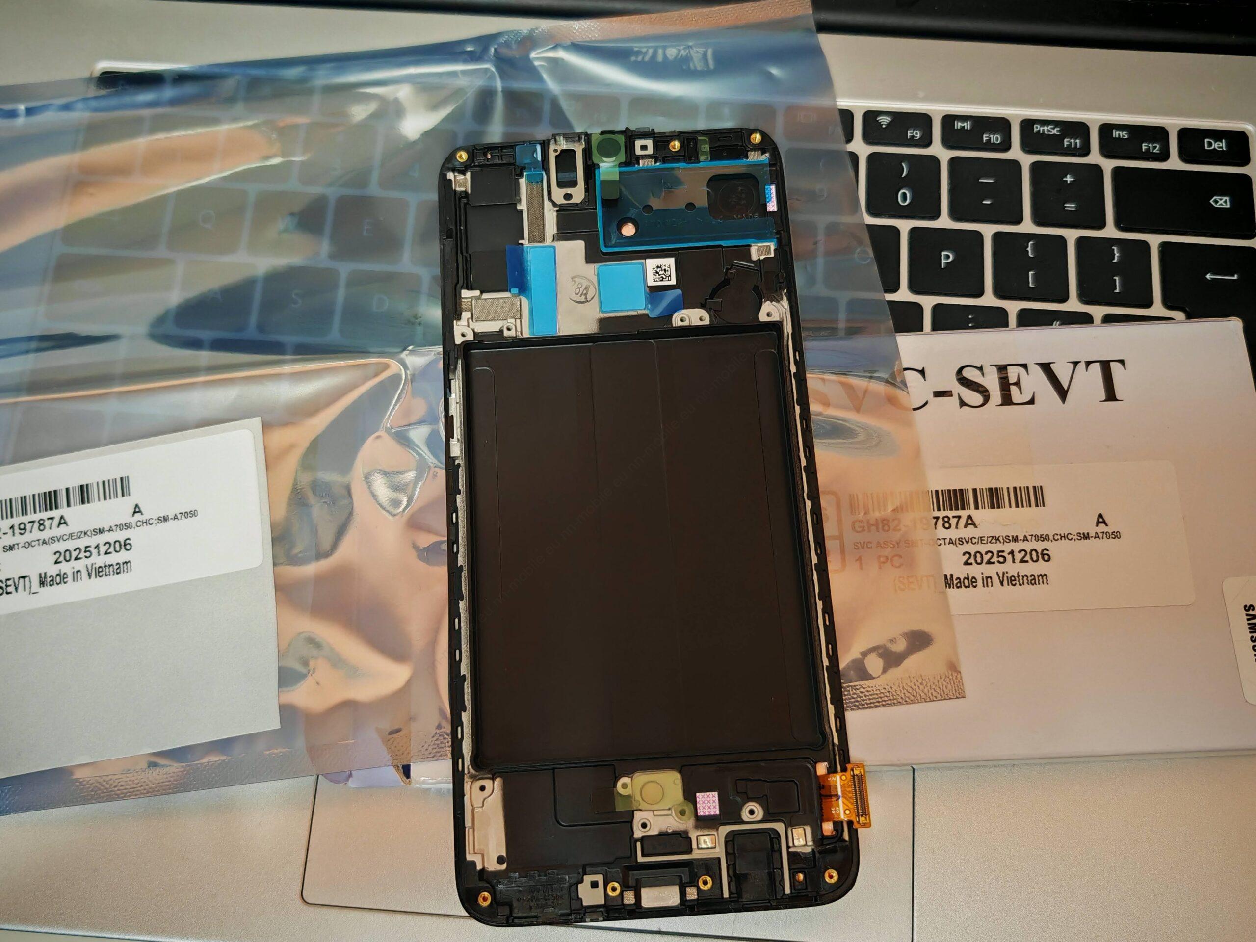 НОВ Оригинален дисплей с рамка Service Pack за Samsung Galaxy A70 A705 / SM-A705F Гаранция - Image 3