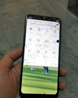 Дисплей пукнат с дефект за Motorola E6 Plus за сваляне на данни