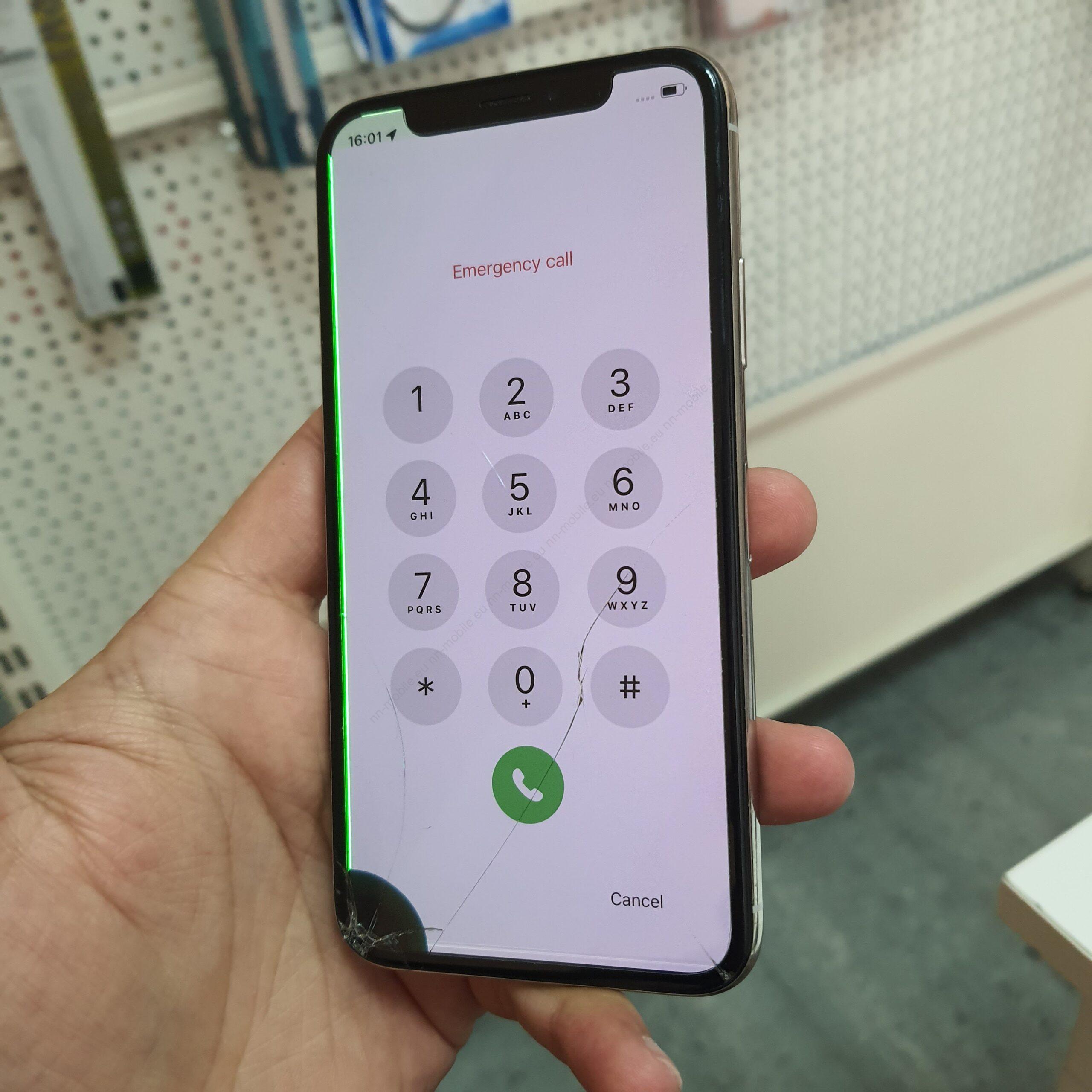 Дисплей с тъч за iPhone XS с дефект и счупено (02)