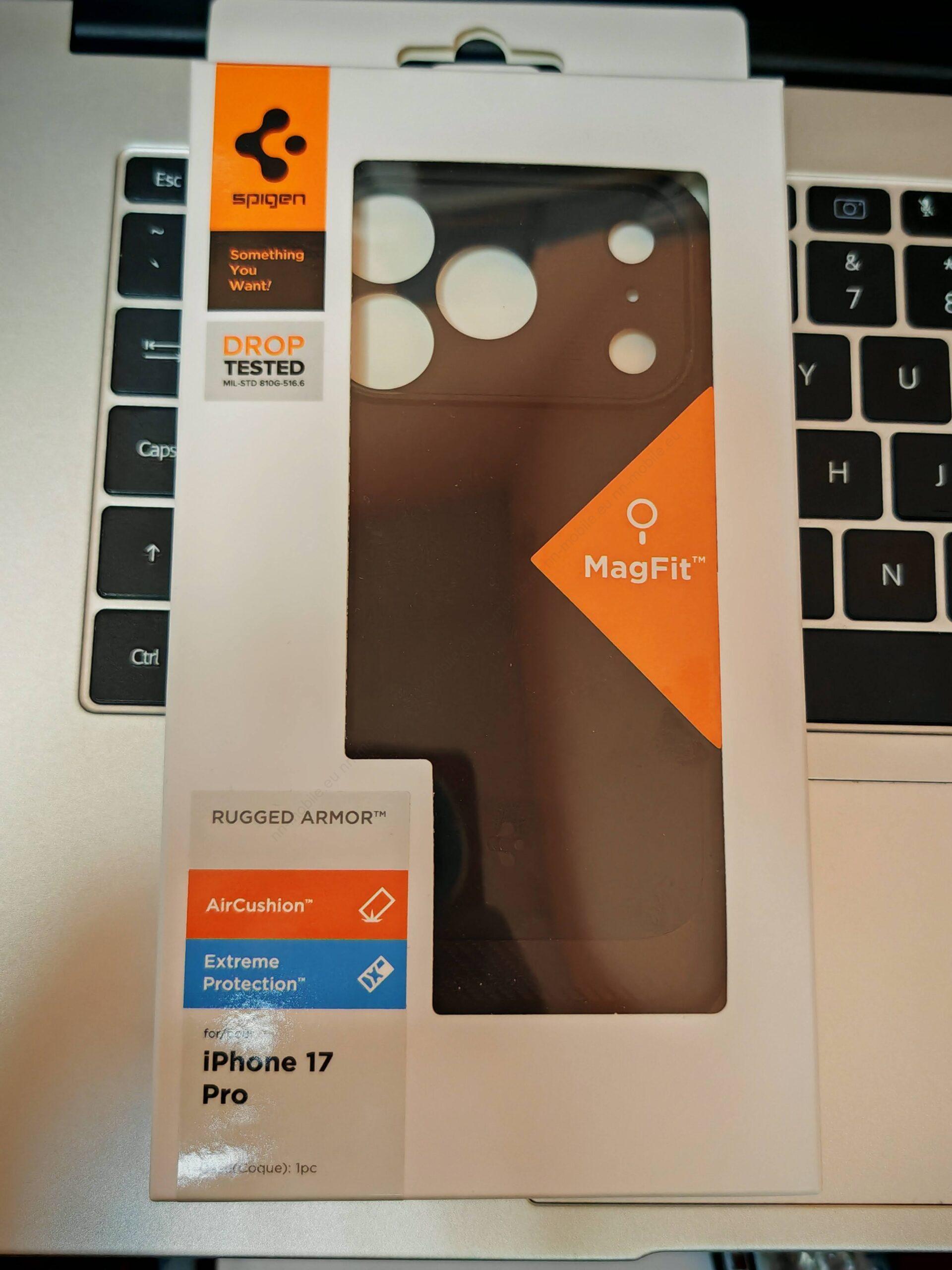 Хибриден кейс калъф Spigen Rugged Armor MagSafe за iPhone 17 Pro / ACS10329 / Matte Black - Image 8