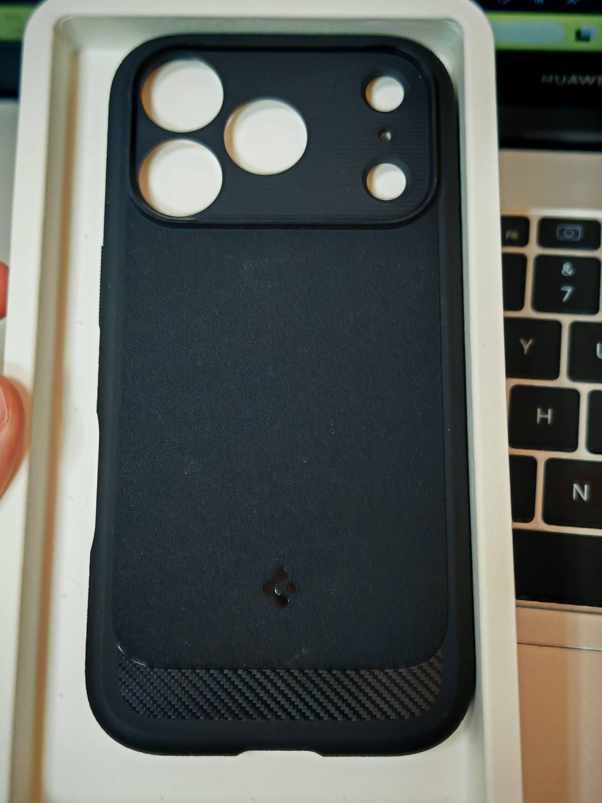 Хибриден кейс калъф Spigen Rugged Armor MagSafe за iPhone 17 Pro / ACS10329 / Matte Black - Image 10