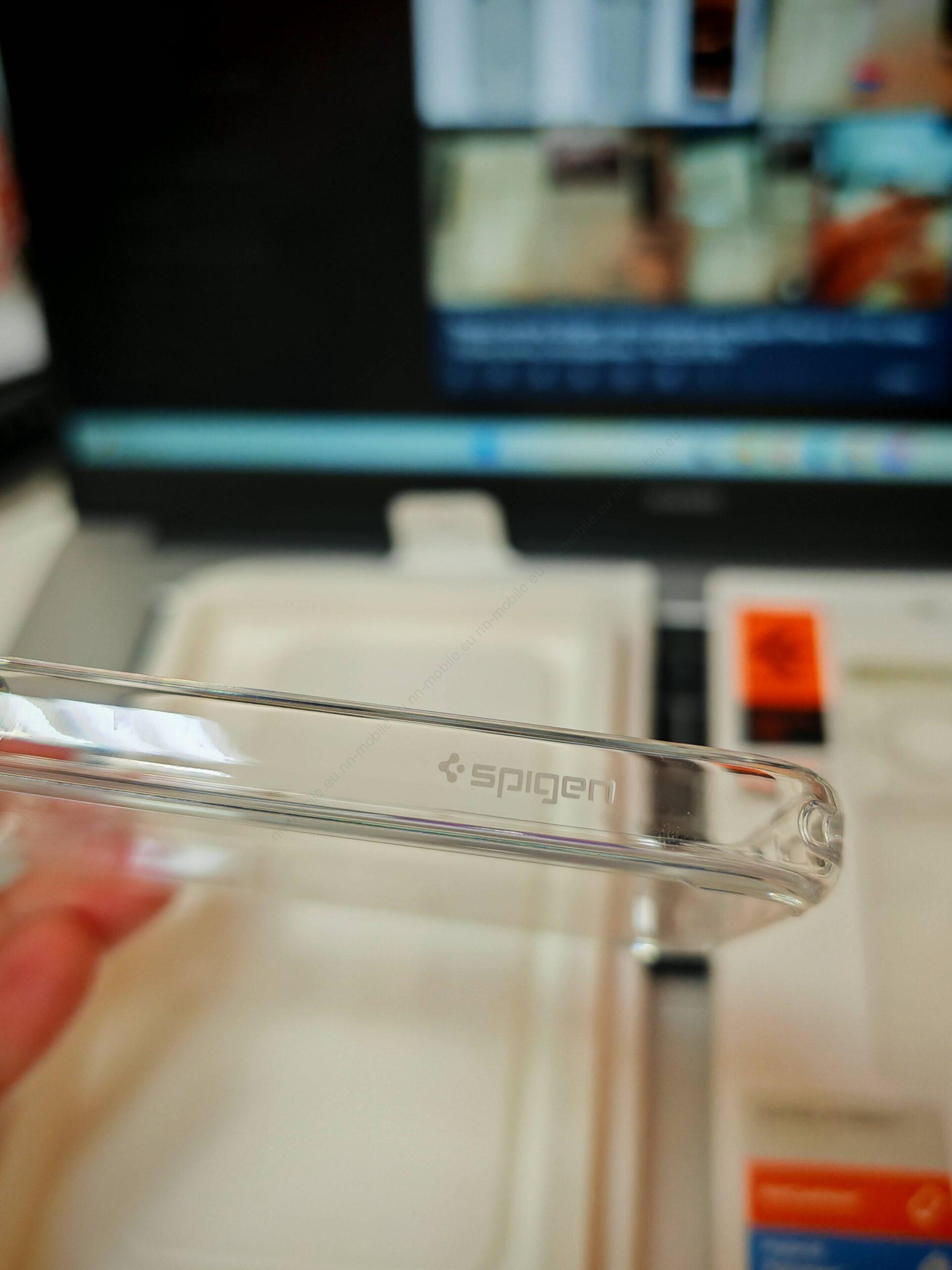 Твърд калъф Spigen Ultra Hybrid за iPhone 17 Pro 17 Pro Max / Кристално прозрачен / ACS10278 / ACS10342 / - Image 7
